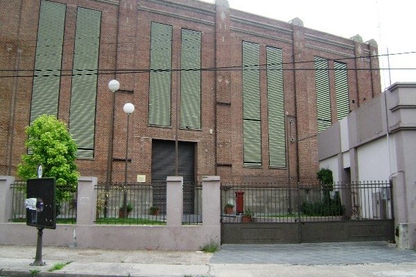 Regresan los Domingos de Teatro a La Vieja Usina Regresan los Domingos de Teatro a La Vieja Usina