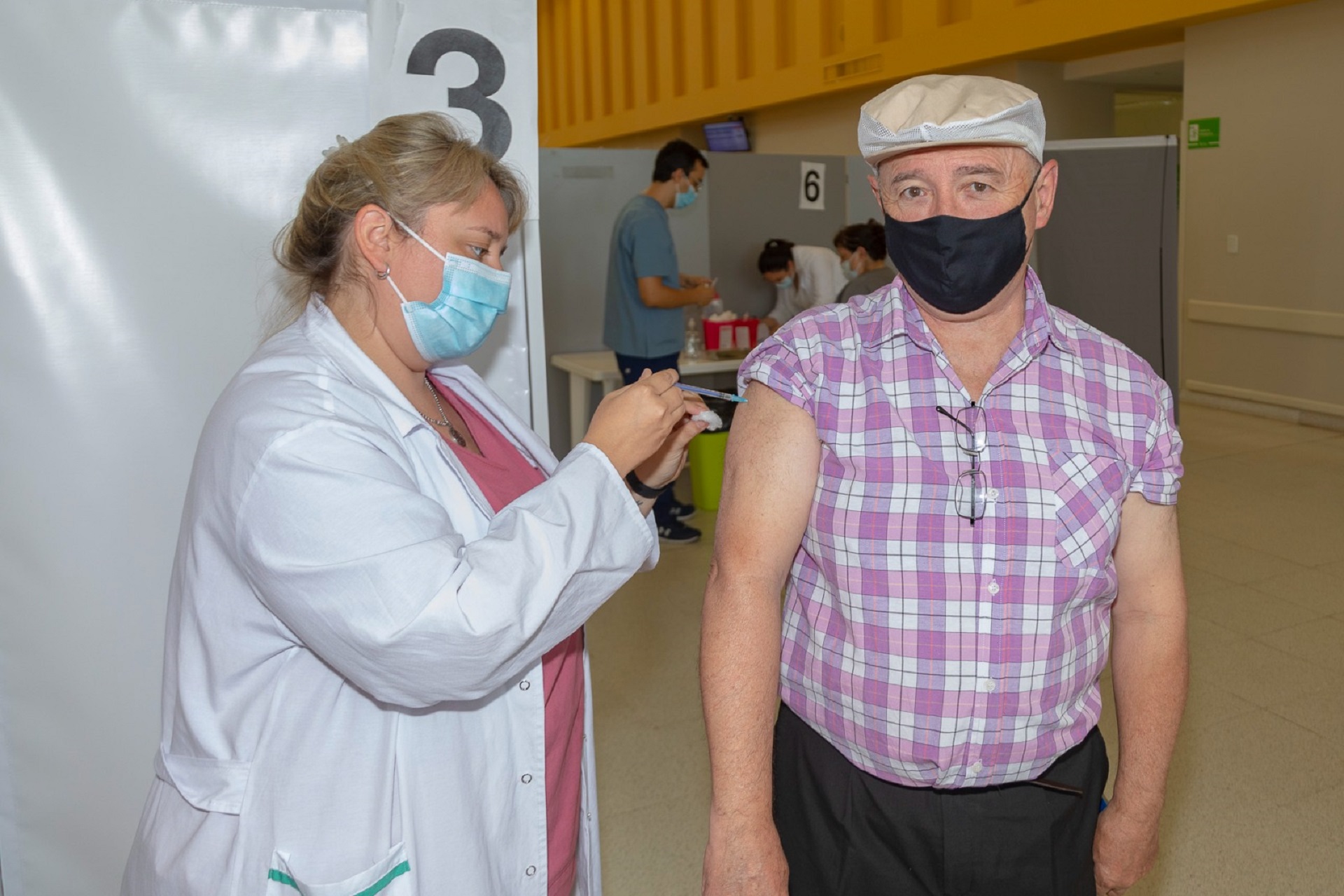 Se empezaron a distribuir en la provincia las vacunas bivalentes contra el Coronavirus