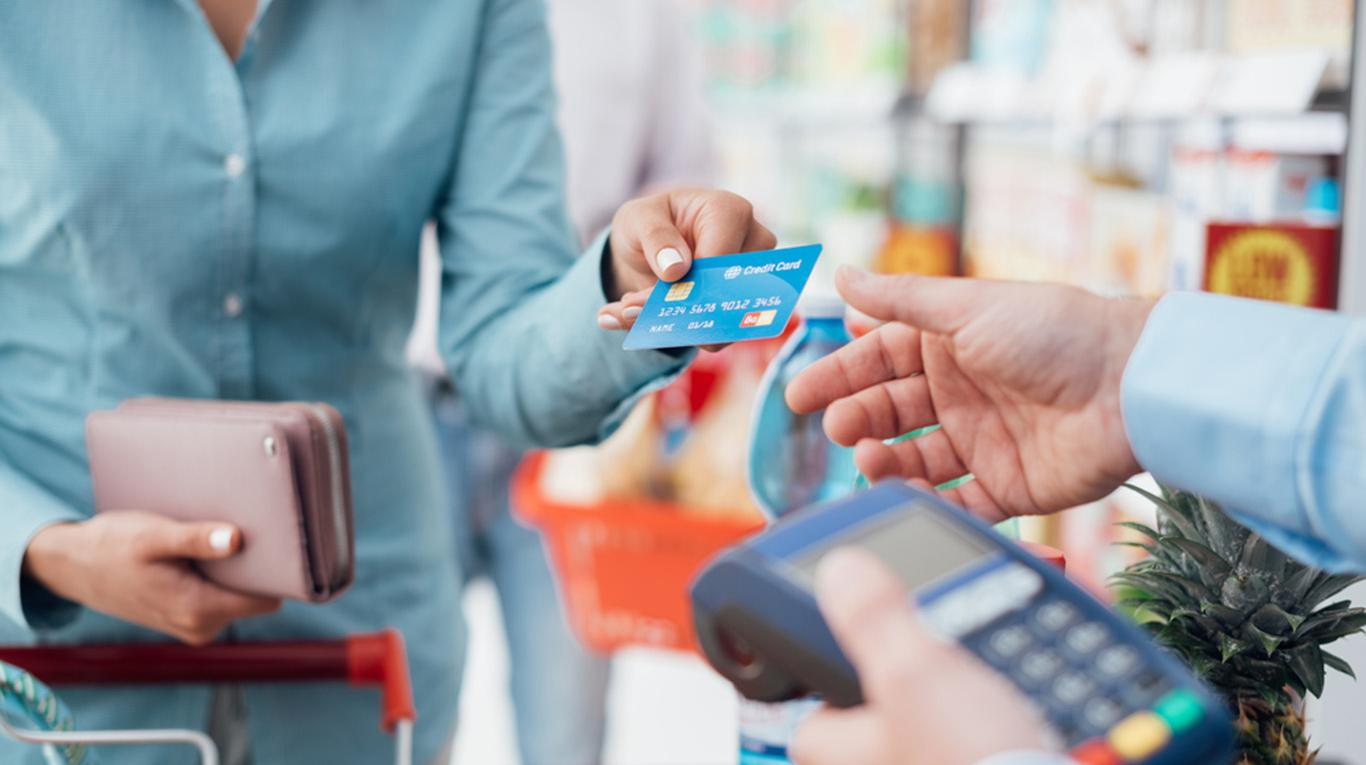 AFIP desmiente control sobre compras con tarjeta de débito