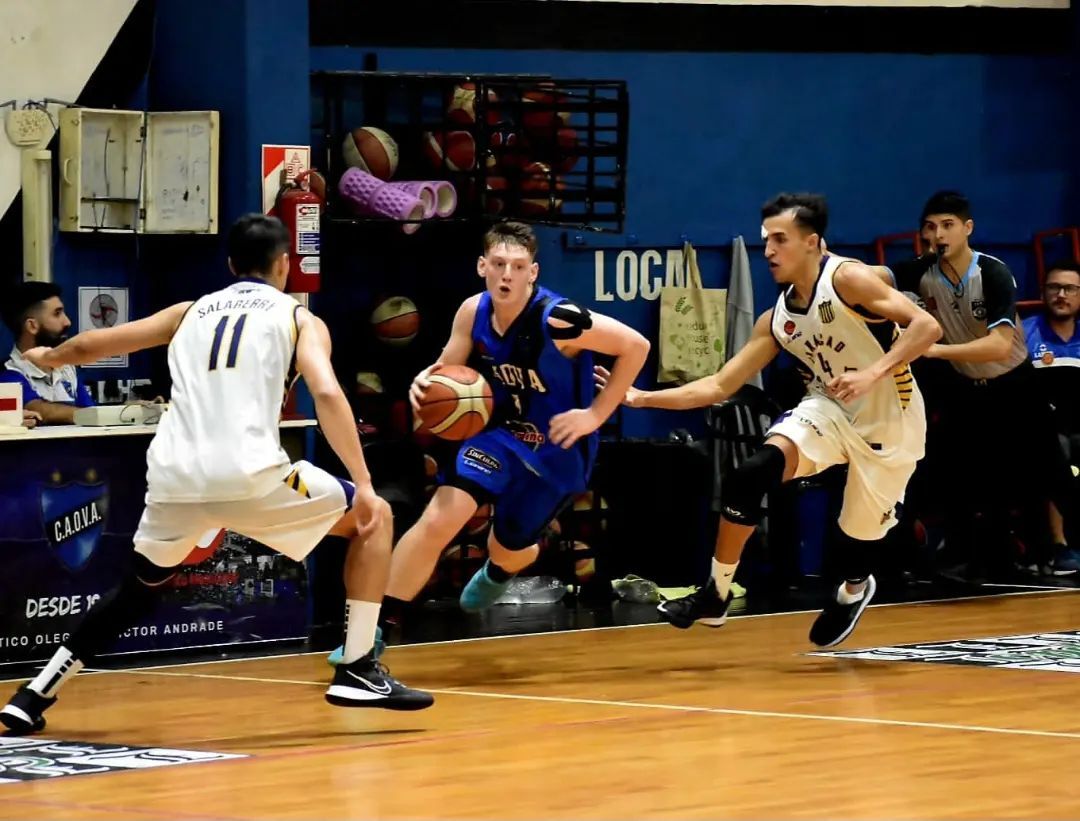 En otro final cerrado, Caova tuvo su revancha ante Paracao En otro final cerrado, Caova tuvo su revancha ante Paracao