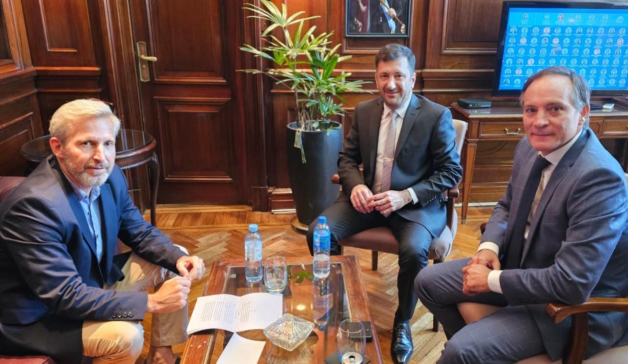 En busca de apoyo opositor, Kueider le presentó a Frigerio su proyecto para reducir la tarifa eléctrica