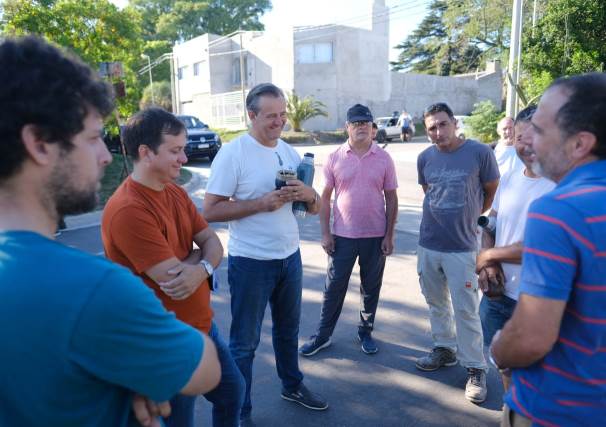 “No basta con escuchar al vecino, también hay que brindarle soluciones” “No basta con escuchar al vecino, también hay que brindarle soluciones”