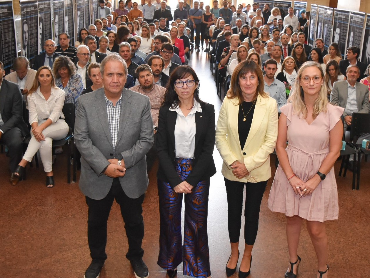 Batakis anunció nueva línea de créditos por los 40 años de Democracia