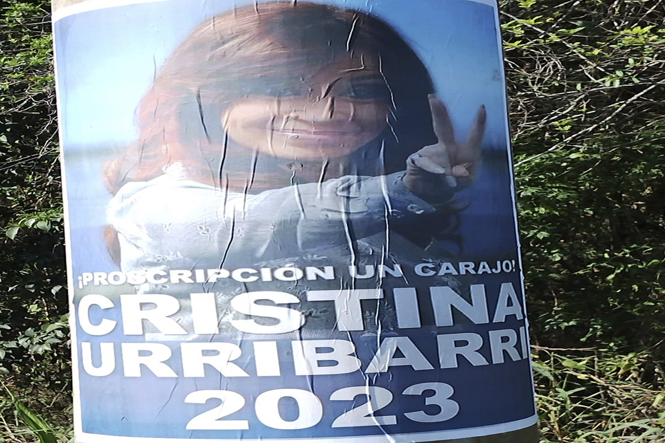 Piden que los partidos políticos coloquen cartelería en lugares habilitados Piden que los partidos políticos coloquen cartelería en lugares habilitados