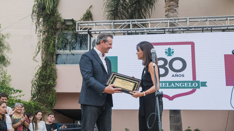 El intendente Bahl participó del acto por los 30 años del Instituto Michelangelo El intendente Bahl participó del acto por los 30 años del Instituto Michelangelo