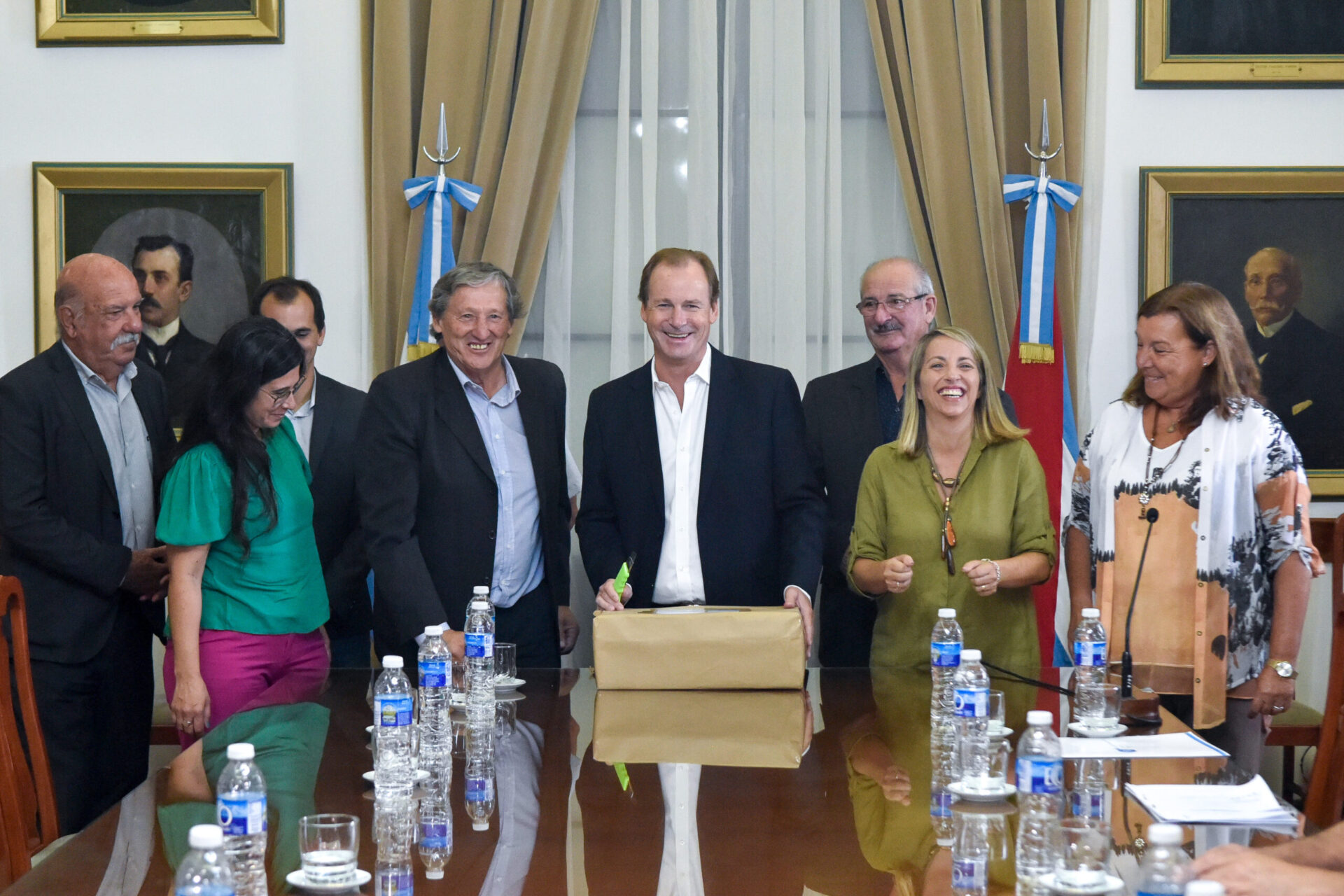 Bordet abrió los sobres para reconstruir la ruta 39 y el acceso al Palacio San José