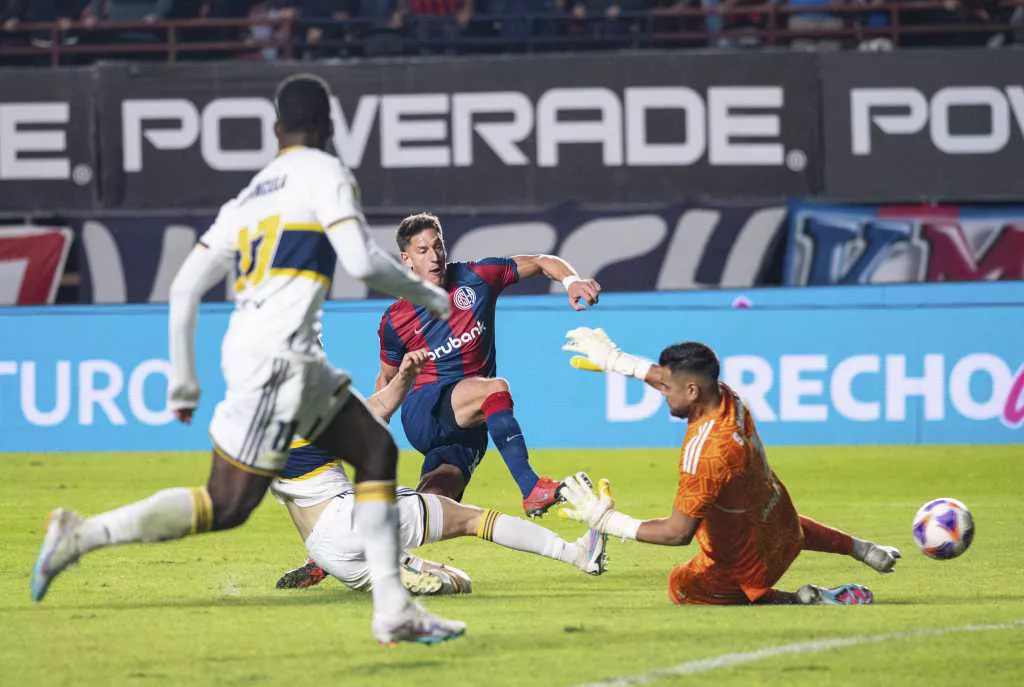 San Lorenzo venció a Boca en el debut como técnico de Jorge Almirón
