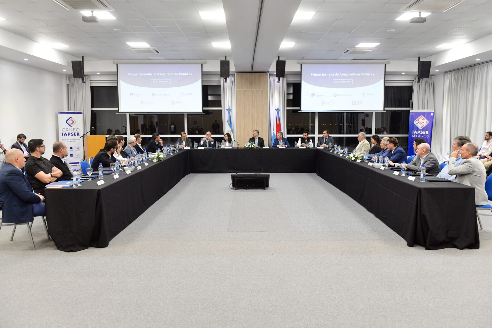 IAPSER Seguros fue la anfitriona de la Primera Jornada de Aseguradoras Públicas IAPSER Seguros fue la anfitriona de la Primera Jornada de Aseguradoras Públicas