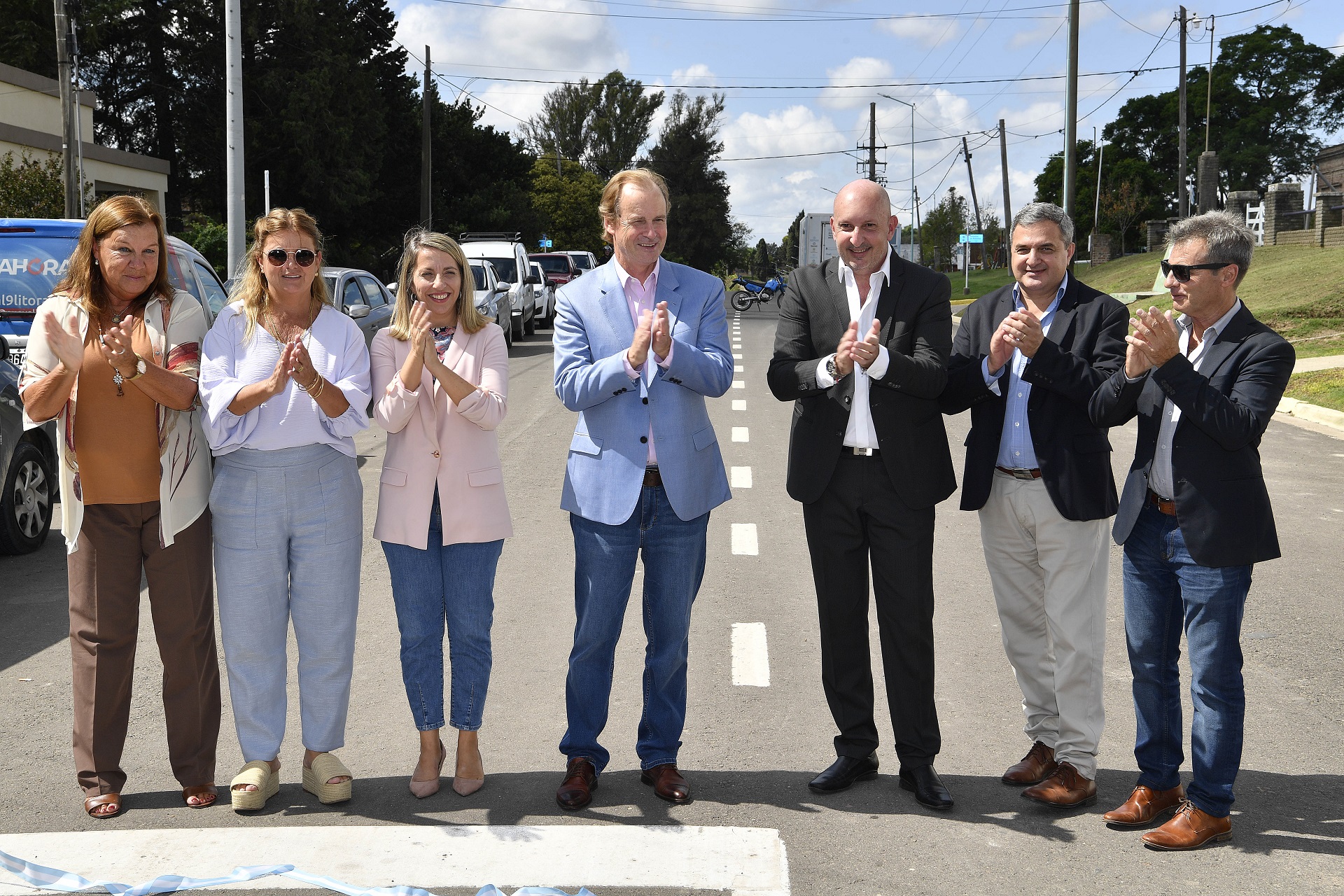 Bordet inauguró obras viales y firmó los contratos para ocho nuevos centros de salud Bordet inauguró obras viales y firmó los contratos para ocho nuevos centros de salud