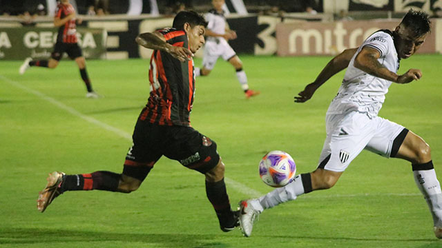 Patronato quedó relegado en la tabla tras la dura caída