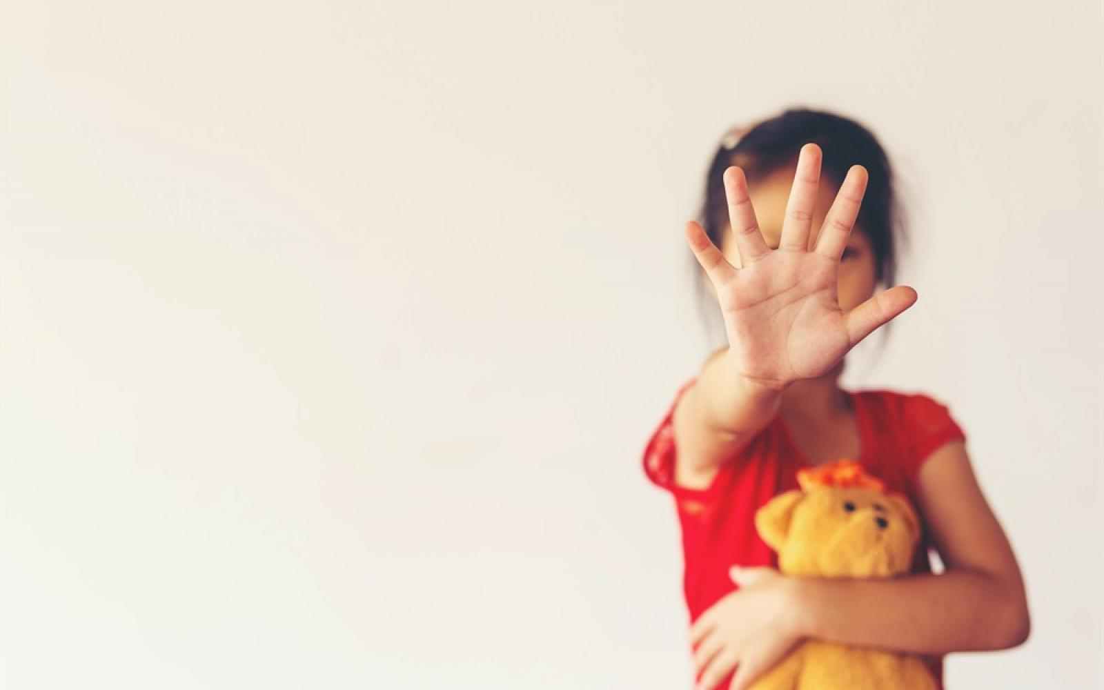 Línea 137 registra casi 2.500 casos anuales de abuso sexual de niñas, niños y adolescentes Línea 137 registra casi 2.500 casos anuales de abuso sexual de niñas, niños y adolescentes