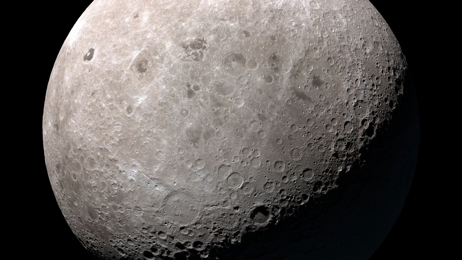 Científicos develaron el misterio sobre la estructura interna de la Luna Científicos develaron el misterio sobre la estructura interna de la Luna