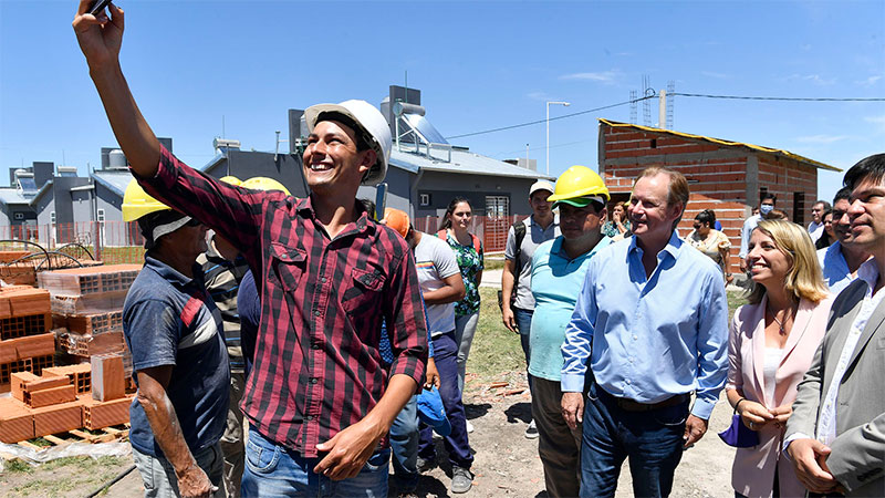Bordet: “El trabajo es el camino para que los entrerrianos vivan mejor”