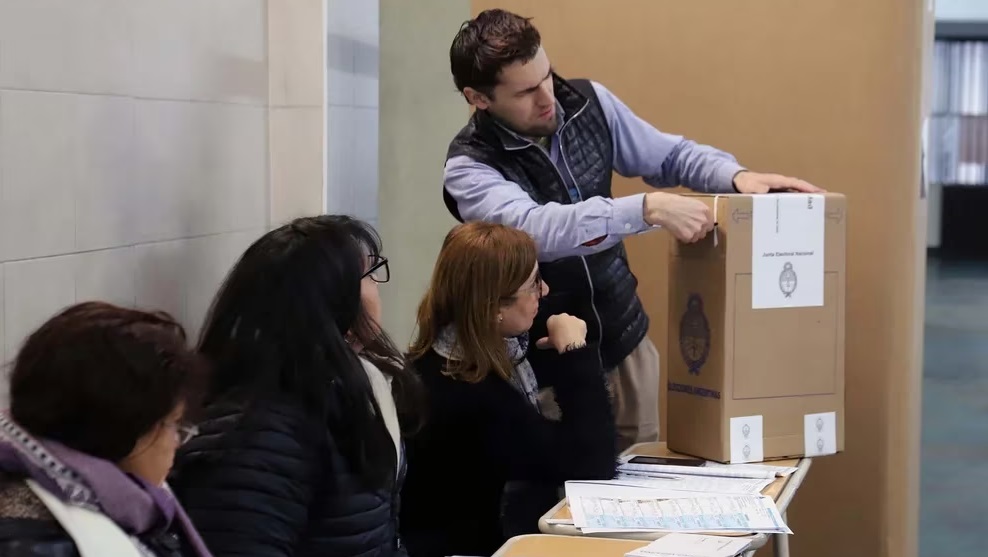 En dos semanas se votará en ocho provincias: cómo puede cambiar el tablero político