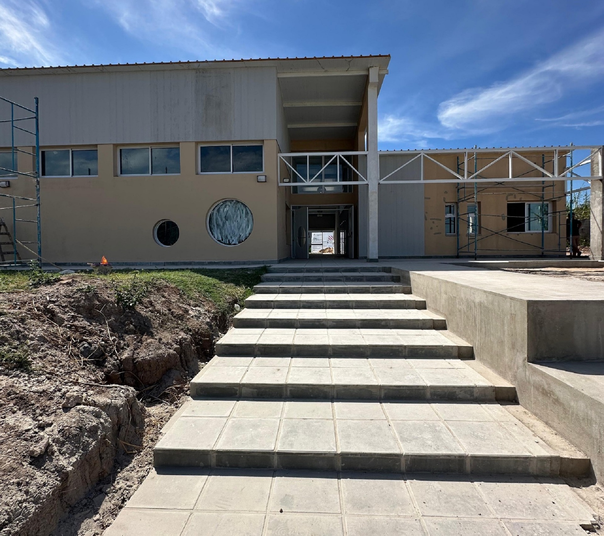 La provincia invirtió 2000 millones de pesos en 13 escuelas y jardines La provincia invirtió 2000 millones de pesos en 13 escuelas y jardines