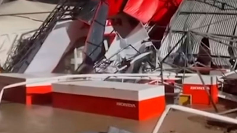 Temporal provocó destrozos en la Expoagro y dos camiones volcaron