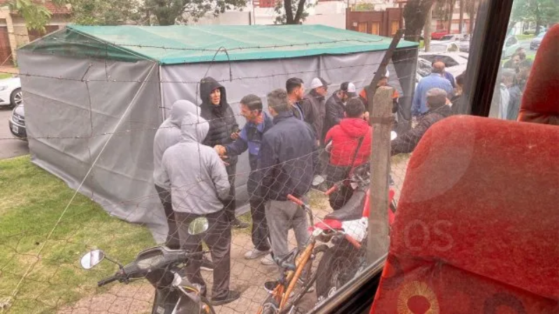 Ocho días de paro de colectivos: el titular de Buses Paraná respondió al municipio Ocho días de paro de colectivos: el titular de Buses Paraná respondió al municipio