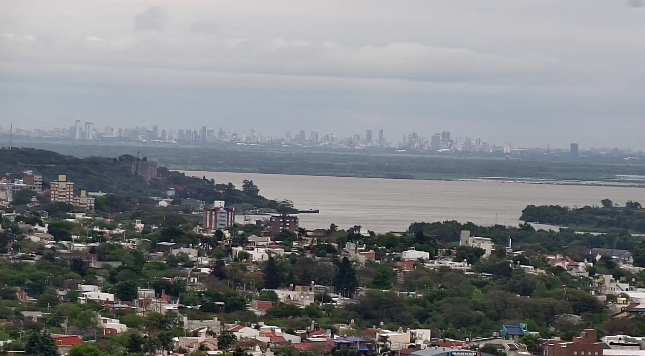Se mantiene presente una masa de aire cálido y húmedo sobre todo el centro y norte de Argentina