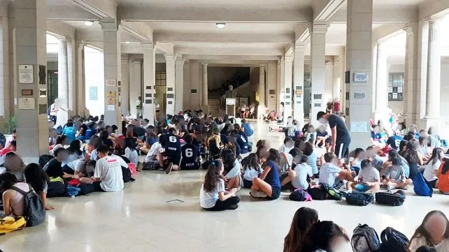 Informe marca que el 18% de los alumnos secundarios de Entre Ríos tiene al menos 20 faltas por año