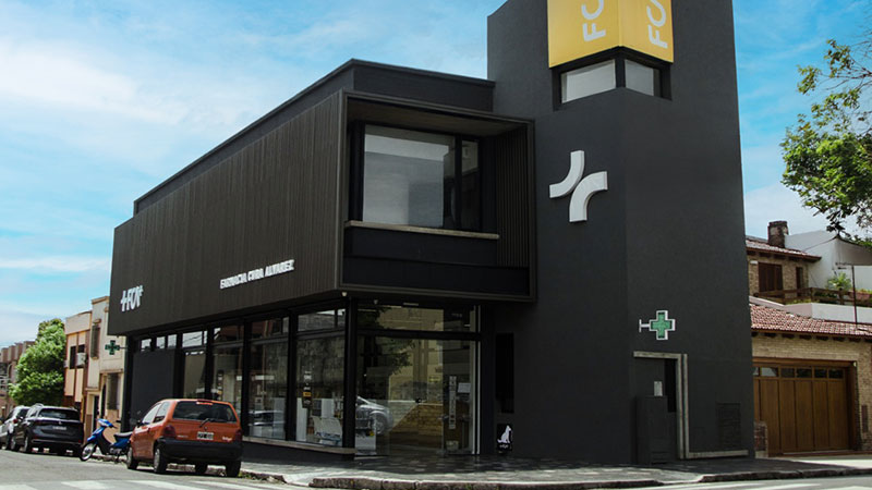Farmacia Cura Álvarez celebra sus 30 años creciendo junto a la comunidad