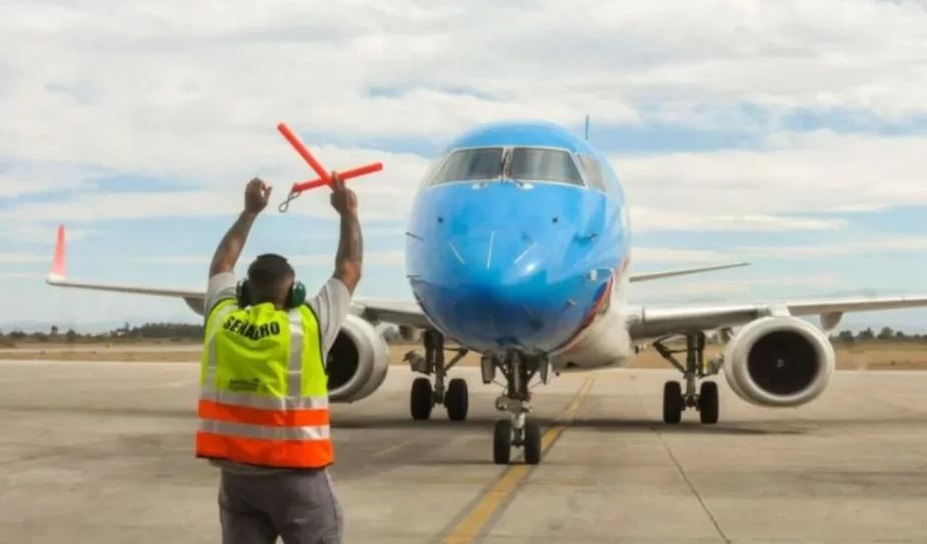 37 mil pasajeros afectados y 319 vuelos cancelados por paro de pilotos y tripulantes