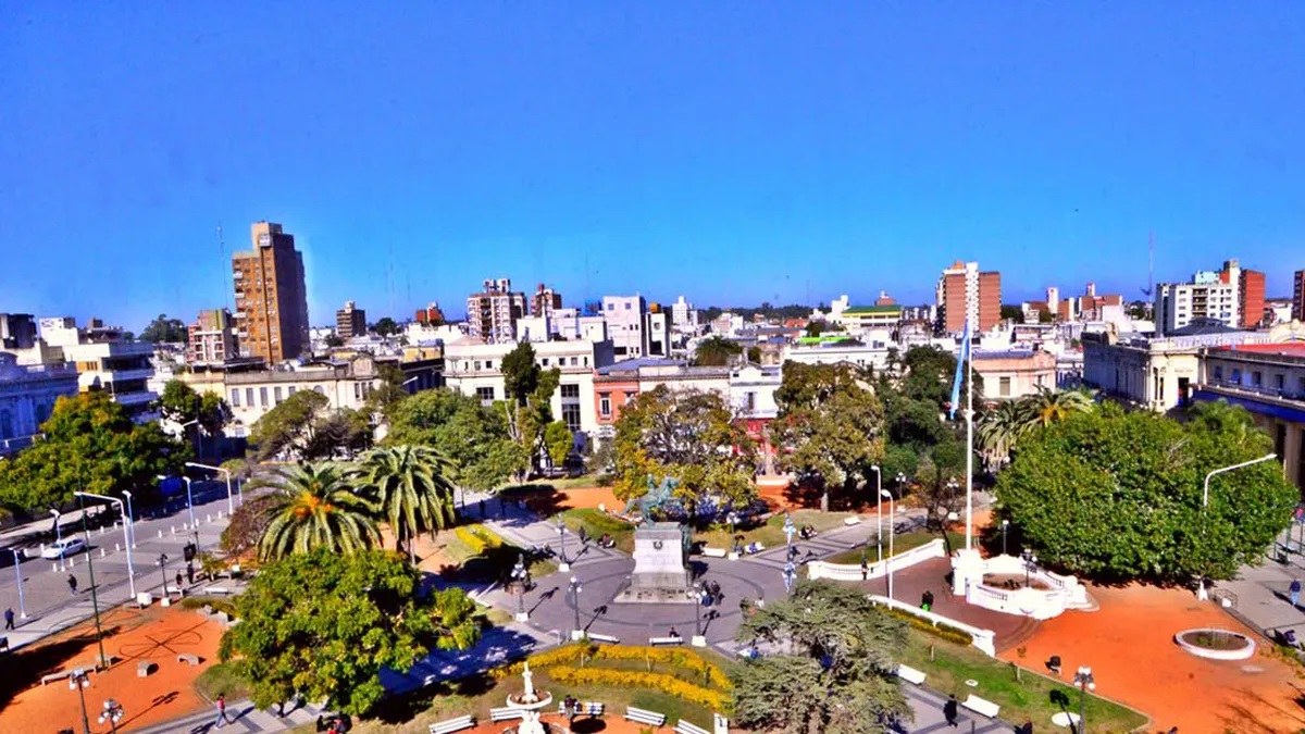 Para hoy se prevé otra tarde primaveral con cielo mayormente soleado