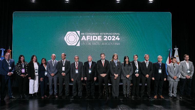 La intendenta Rosario Romero acompañó el inicio del Congreso Internacional de Emprendimiento e Innovación AFIDE La intendenta Rosario Romero acompañó el inicio del Congreso Internacional de Emprendimiento e Innovación AFIDE