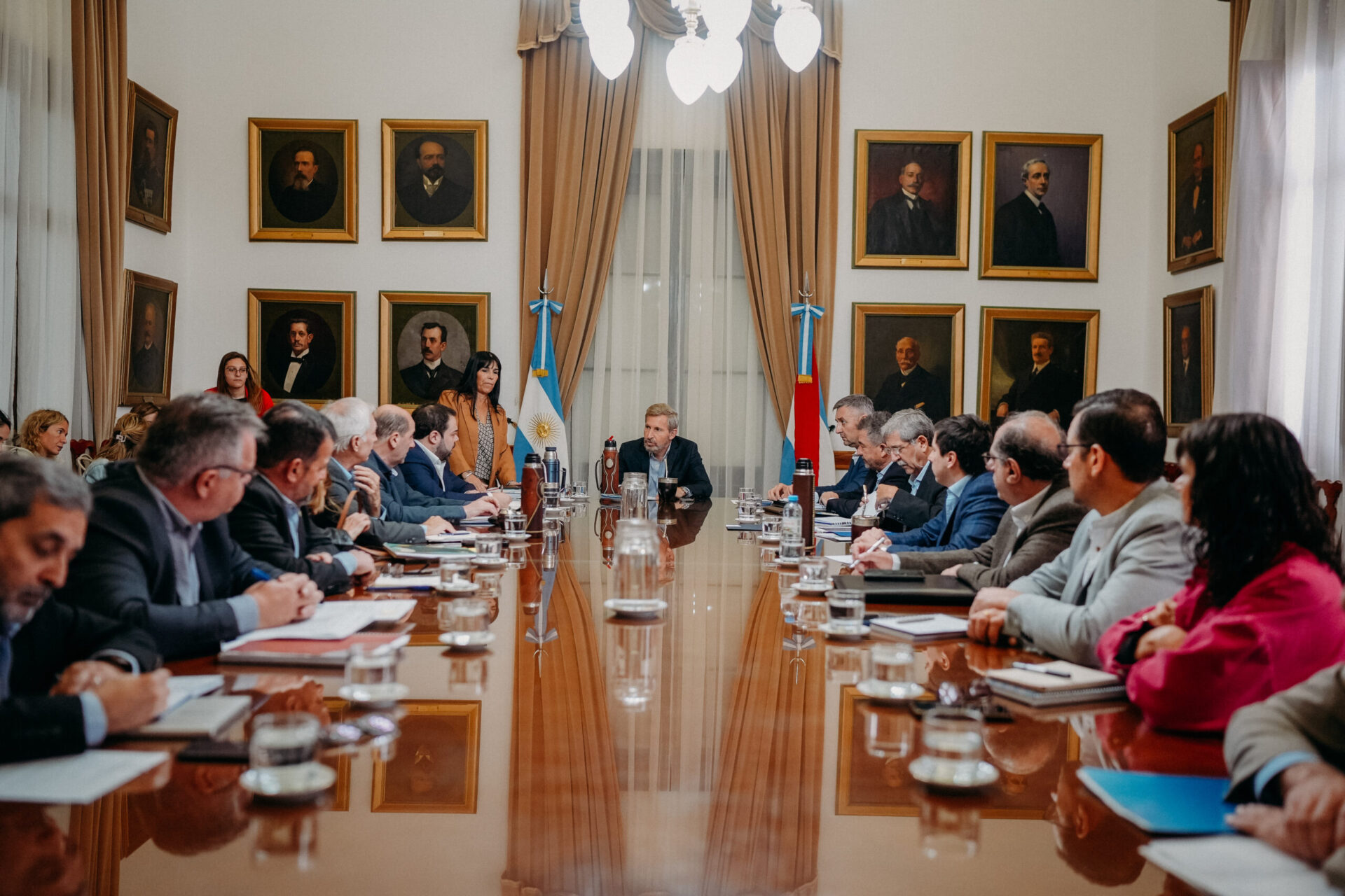 Frigerio encabezó una nueva reunión de seguimiento de gestión con el gabinete provincial