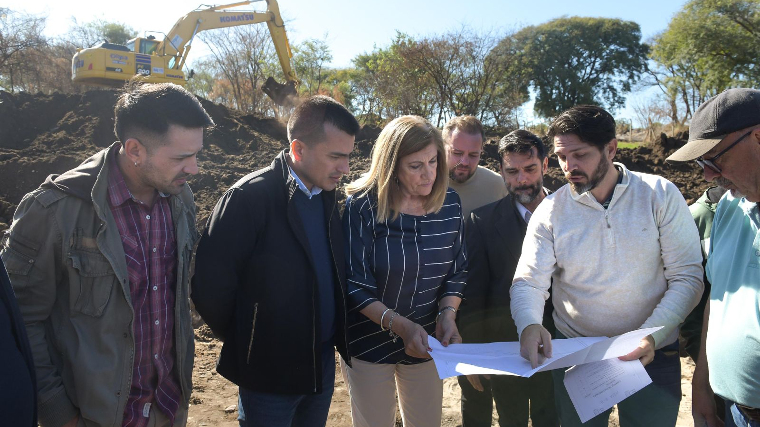Comenzó la obra que optimizará el servicio de agua potable en Paraná Comenzó la obra que optimizará el servicio de agua potable en Paraná