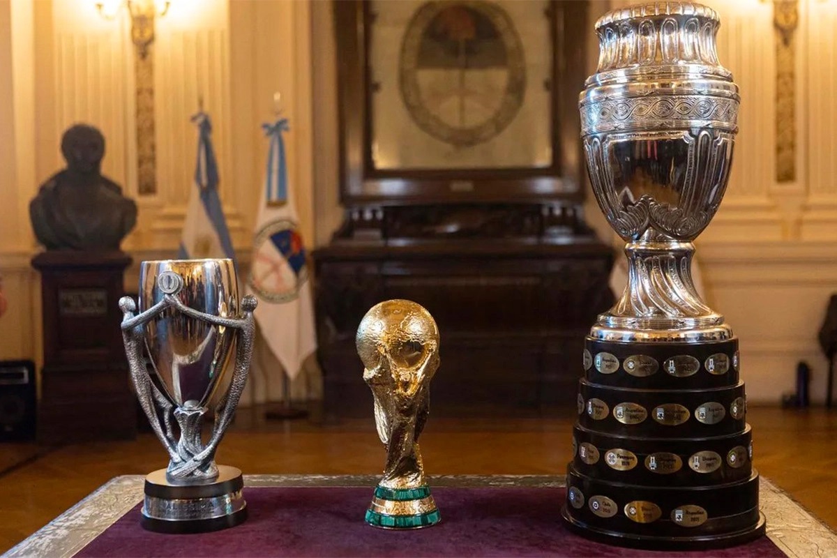 Esperan más de 20 mil personas en exhibición de Copas del Mundo, América y Finalissima
