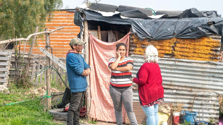 La Municipalidad realiza un relevamiento sociosanitario en barrio Illia