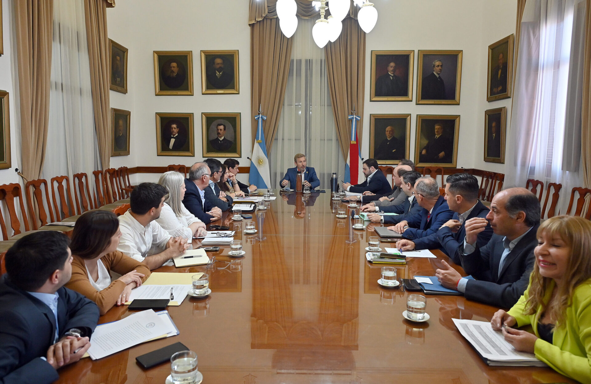Frigerio presidió una reunión sobre asuntos constitucionales