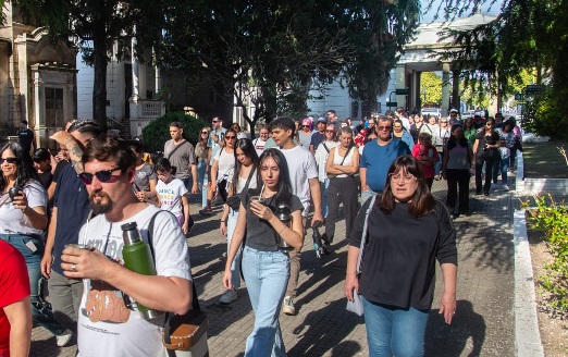 Invitan a un nuevo recorrido histórico por el Cementerio Municipal Invitan a un nuevo recorrido histórico por el Cementerio Municipal