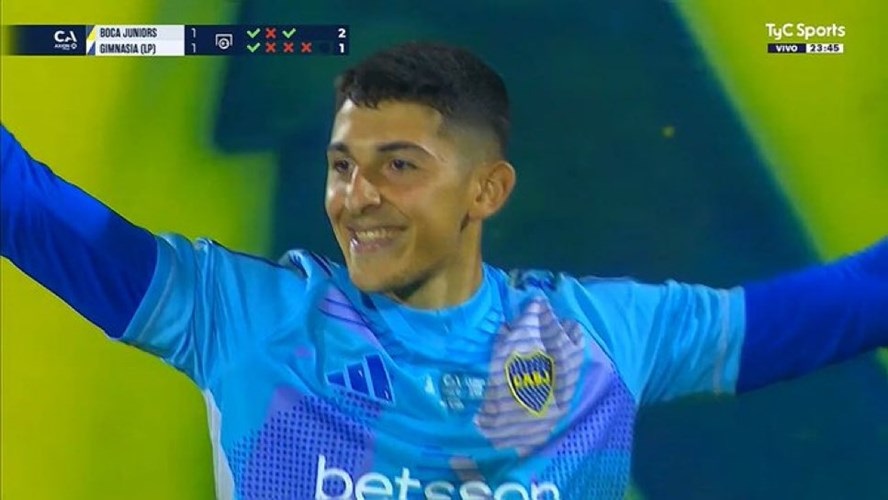 Brey la figura del triunfo de Boca
