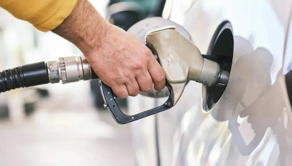 La nafta y el gasoil volverán a subir hasta 4% desde el viernes
