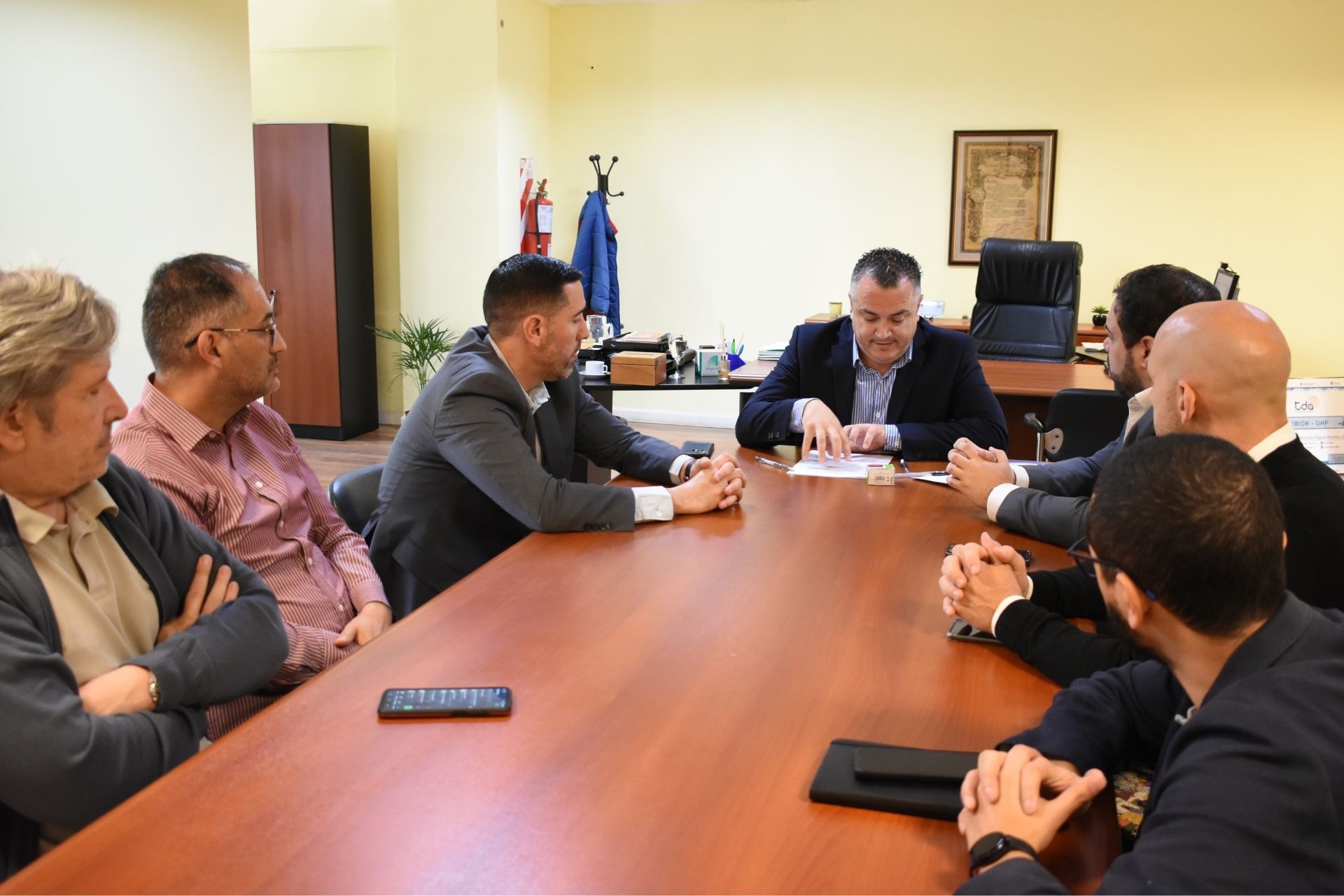El gobierno capacitará a municipios en gestión sostenible junto a universidades