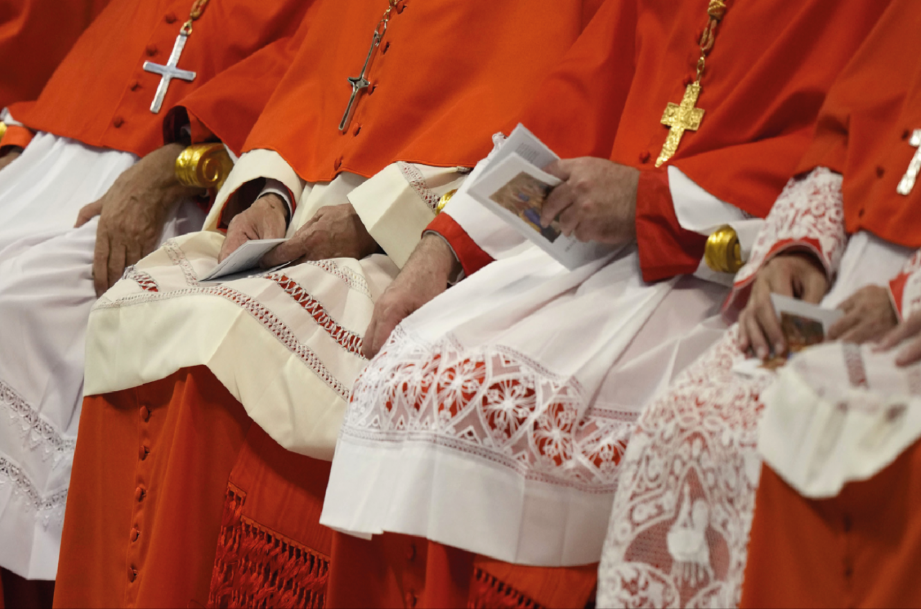 El Papa Francisco reducirá otro 10% el sueldo a cardenales y la curia desde noviembre