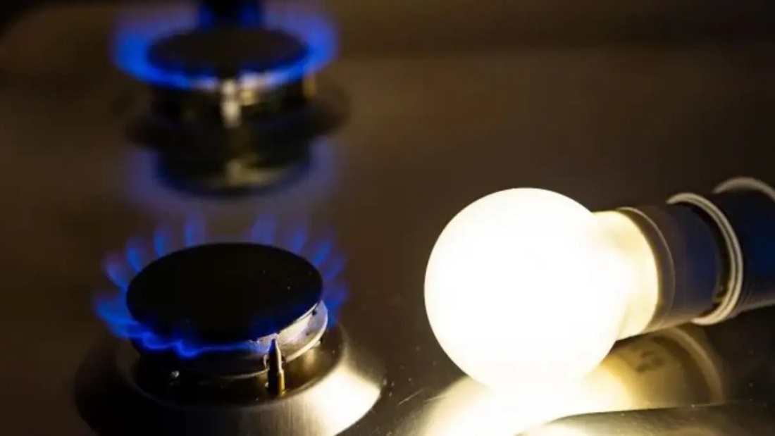 El Gobierno reduce precio estacional del gas y aumenta los de la luz El Gobierno reduce precio estacional del gas y aumenta los de la luz