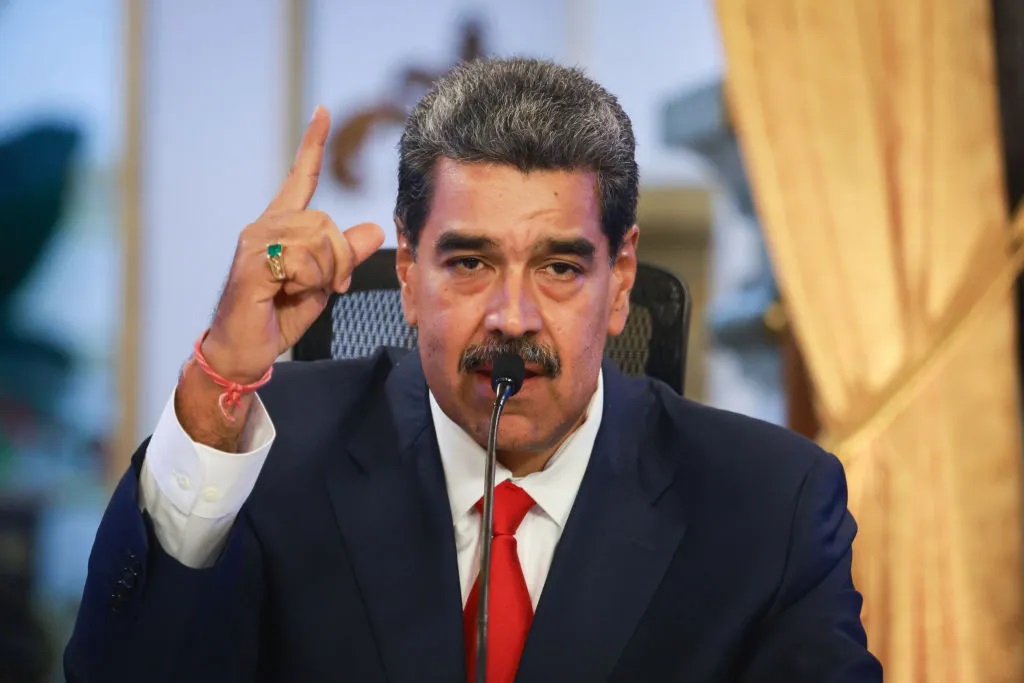 La Justicia argentina pidió que Interpol emita alertas rojas contra Maduro y otros funcionarios venezolanos
