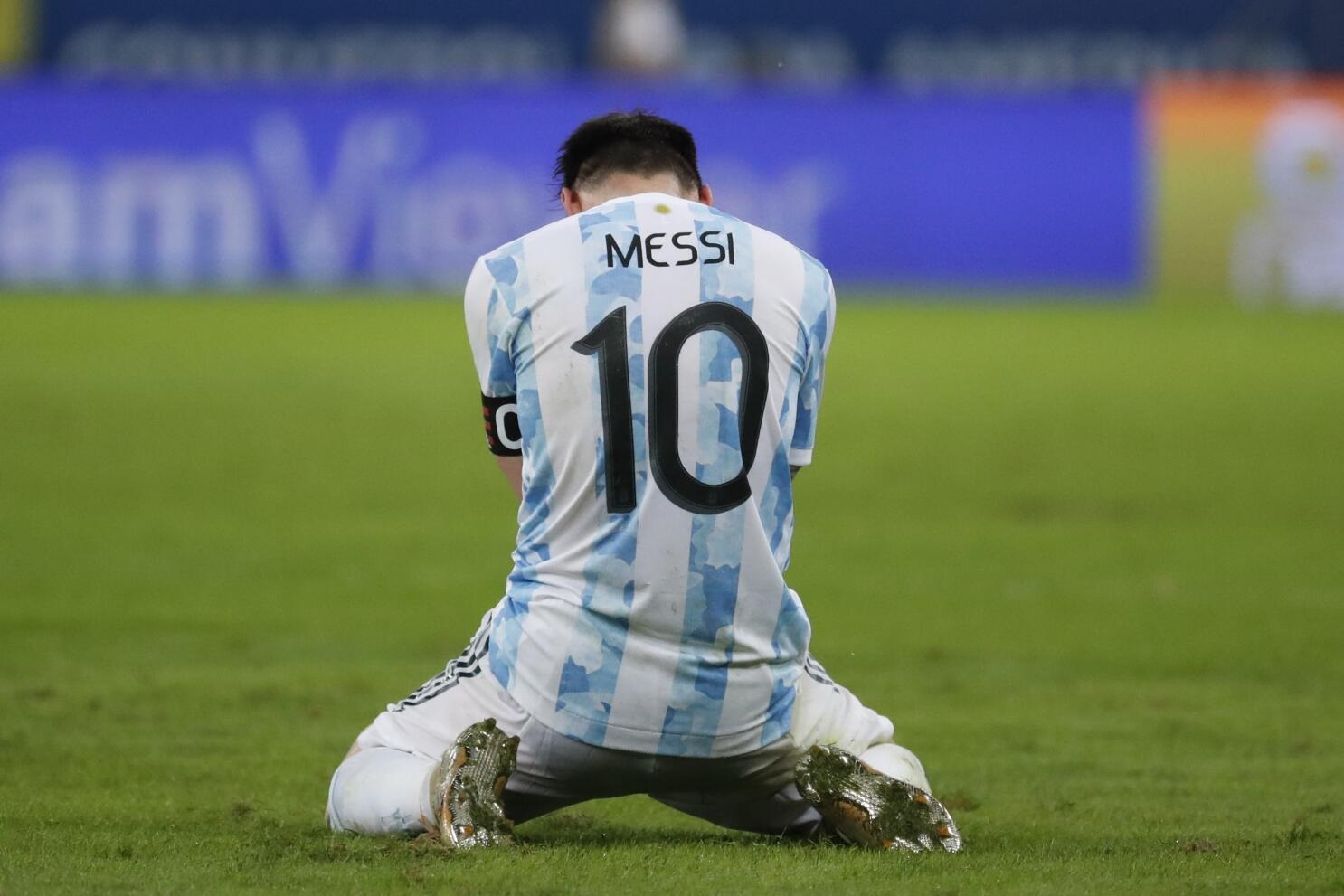 La insólita medida que tomó la Asociación Paraguaya de Fútbol: Prohibieron la camiseta de Messi La insólita medida que tomó la Asociación Paraguaya de Fútbol: Prohibieron la camiseta de Messi