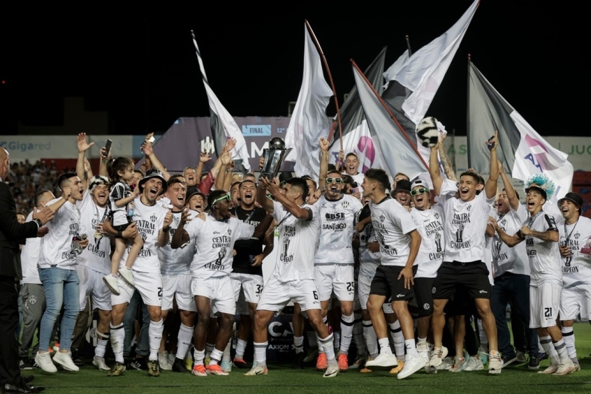 Central Córdoba de Santiago del Estero le ganó a Vélez y se consagró campeón de la Copa Argentina