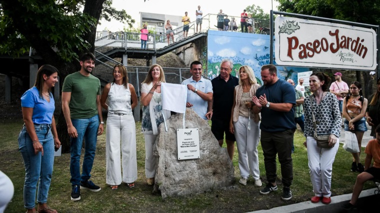 La Municipalidad inauguró la puesta en valor del emblemático Paseo Jardín Marcelino Román
