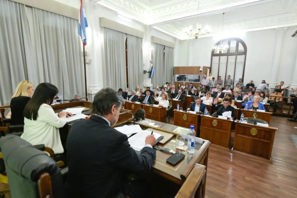 El Senado fue convocado a sesión especial para este miércoles: trata presupuesto y ley de agroquímicos
