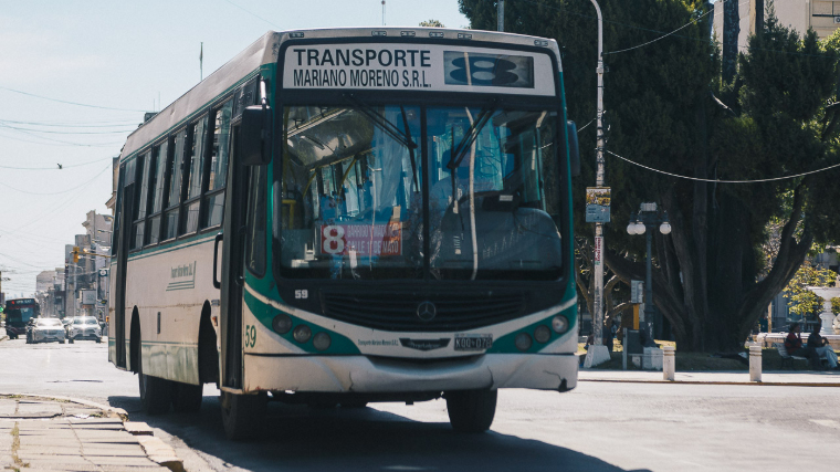 Se actualizan las tarifas en el transporte urbano de pasajeros de Paraná, manteniendo gratuidades y beneficios