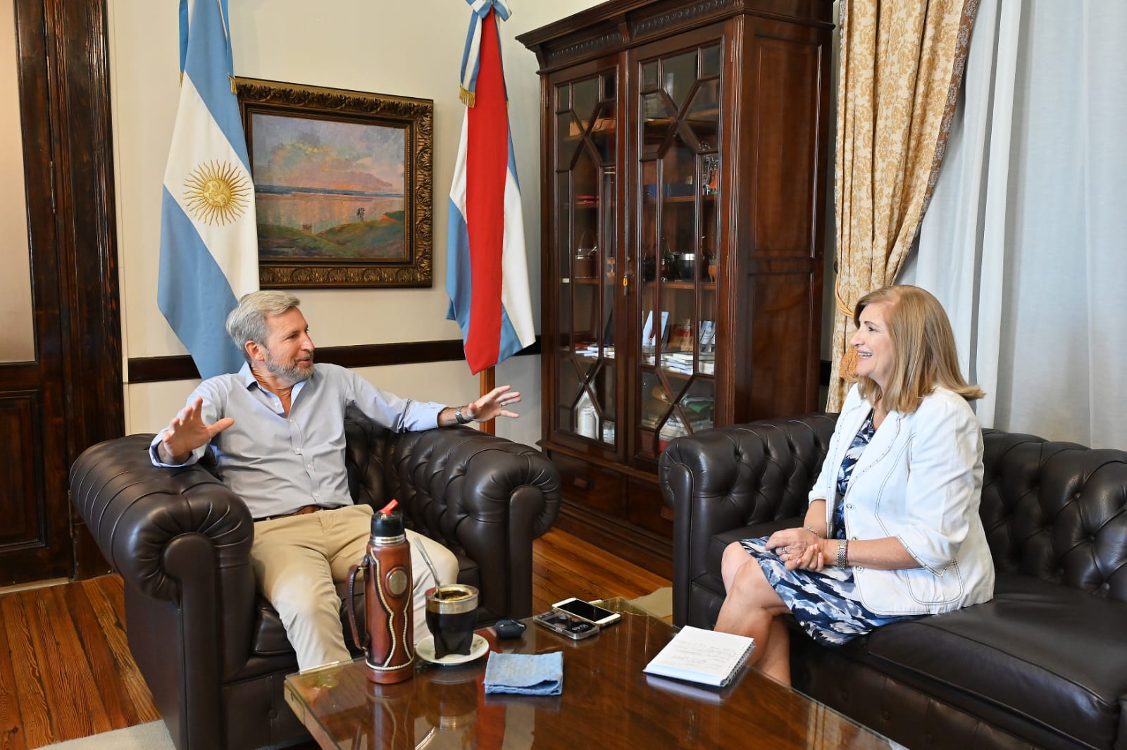 Frigerio analizó temas de obras con la intendenta de Paraná Frigerio analizó temas de obras con la intendenta de Paraná