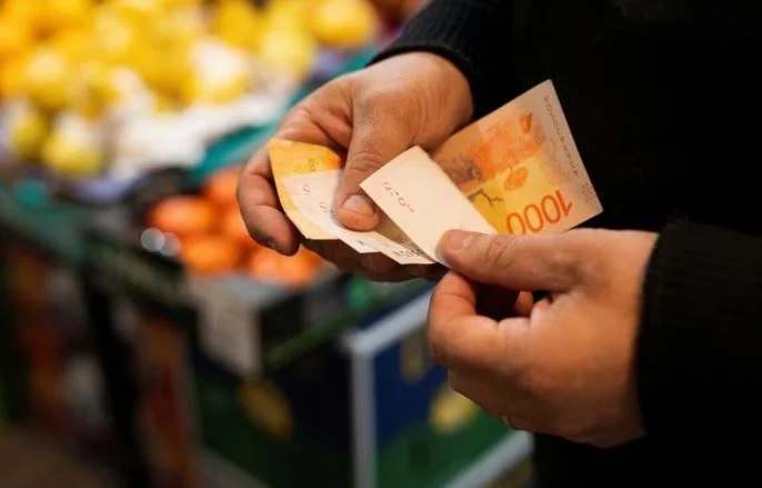 Salarios más bajos, menos empleo y mayor desigualdad: la era Milei sobre el mercado de trabajo
