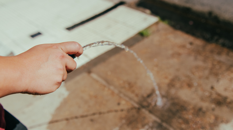 Por la ola de calor, se solicita hacer un uso solidario y responsable del agua potable