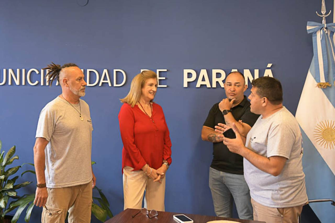 Rosario Romero recibió al equipo de Defensa Civil que brindó asistencia en Bahía Blanca