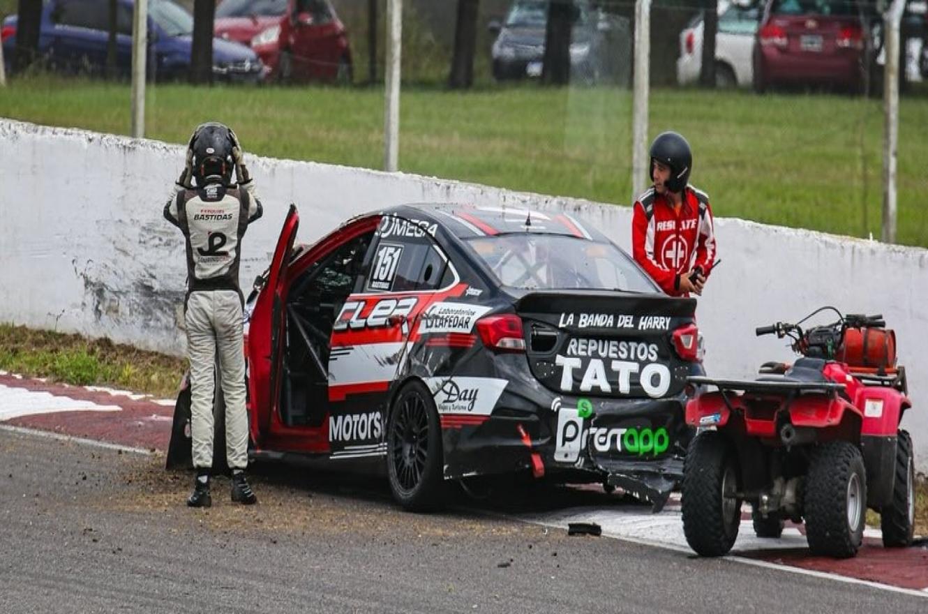 Amigos de Exequiel Bastidas lanzan colecta para apoyar al piloto tras accidente Amigos de Exequiel Bastidas lanzan colecta para apoyar al piloto tras accidente
