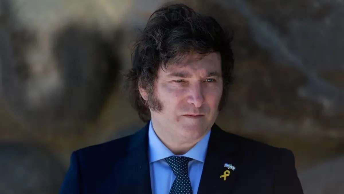Milei firmó el DNU del acuerdo con el Fondo
